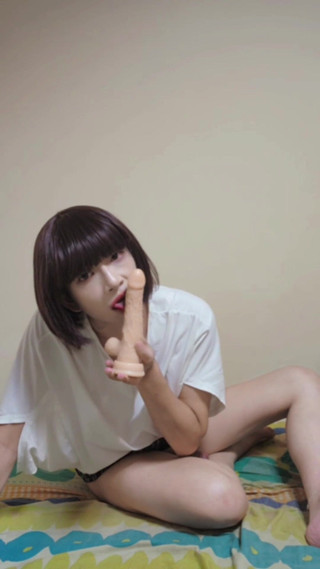 Taiwancdgirl: Shemaleting Xuan, pipe et sodomie avec un énorme jouet