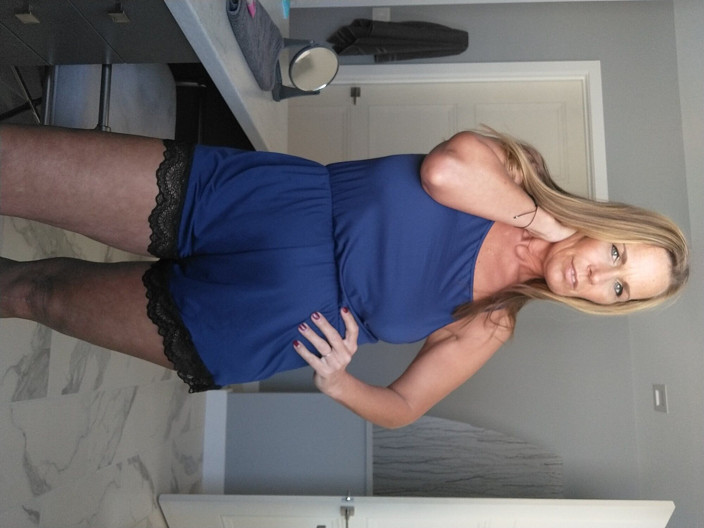 KimitheMilfMommy: Une belle-mère a une folie anale dans celle-ci
