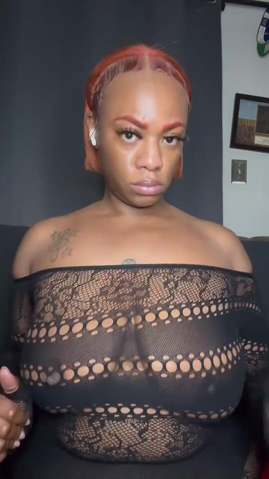 Harley Harper: Este Coño Está Aquí Para Ti