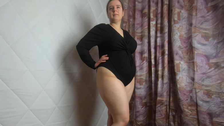Lingerie Review: Büyük beden kadın için vücut kıyafetleri.