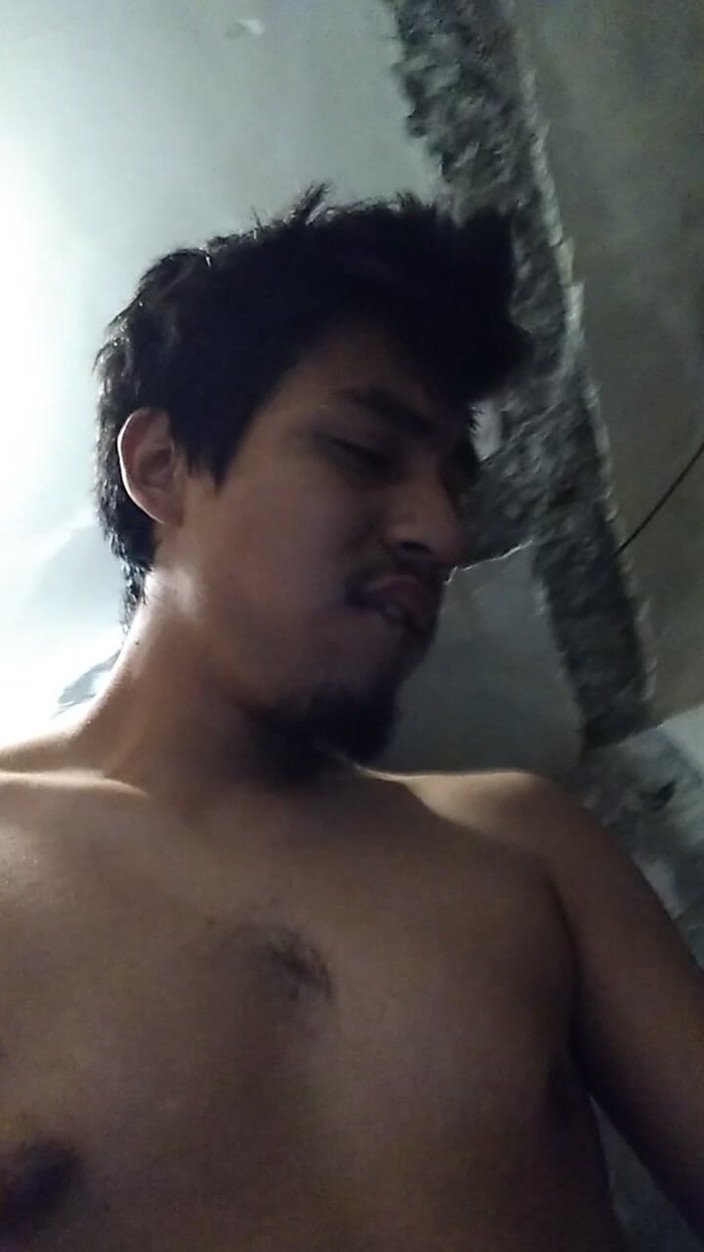 AlexAlejandro13: seluruh tubuhku sampai aku peras susuku