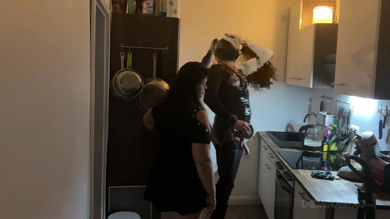 LadyPam: Frenesi de fisting na cozinha - putas maduras esticadas