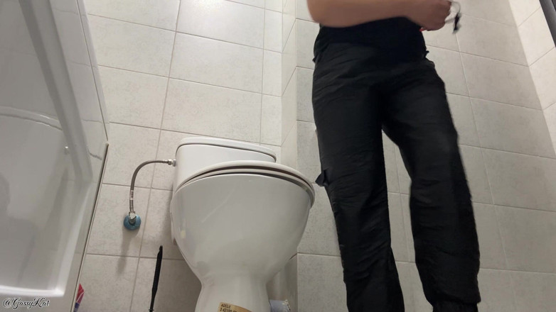 GassyKat: Kentut tandas gila dalam hitam! Puting Pops