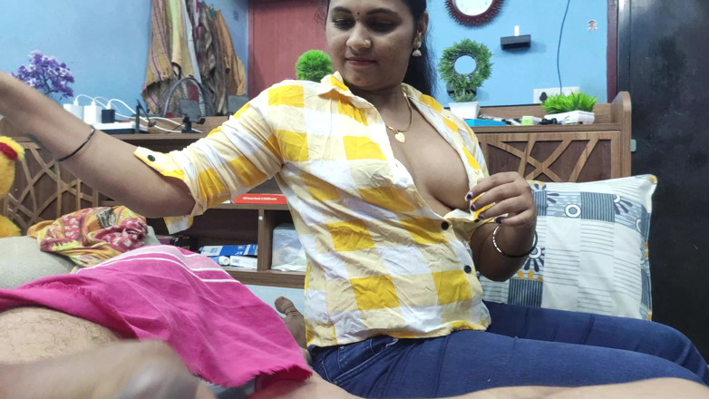 Vaigavarun45: Cikgu perempuan jalang Mallu memberikan blowjob dengan pelajar kolej, cikgu...
