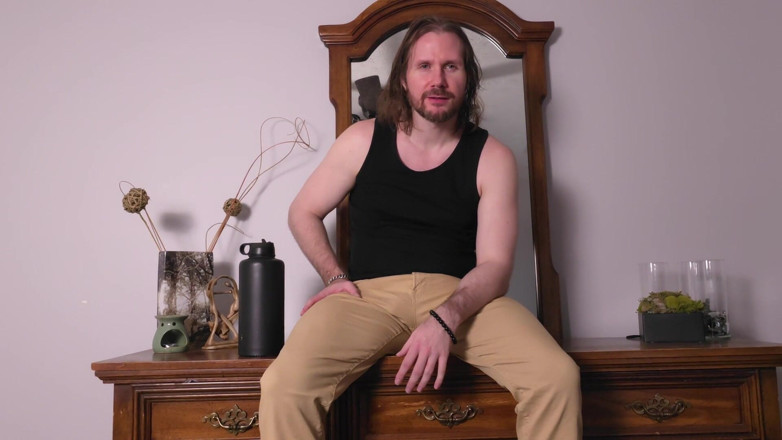AlbinoAdonis: L’Adonis l’Aisne humilie un petit loser pénien, POV