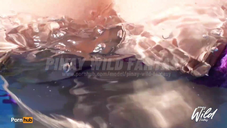 PinayWildHotCouple: Boso Kay Busty Pinay Manželka Pinakita Ang Kanyang Malaking Suso...