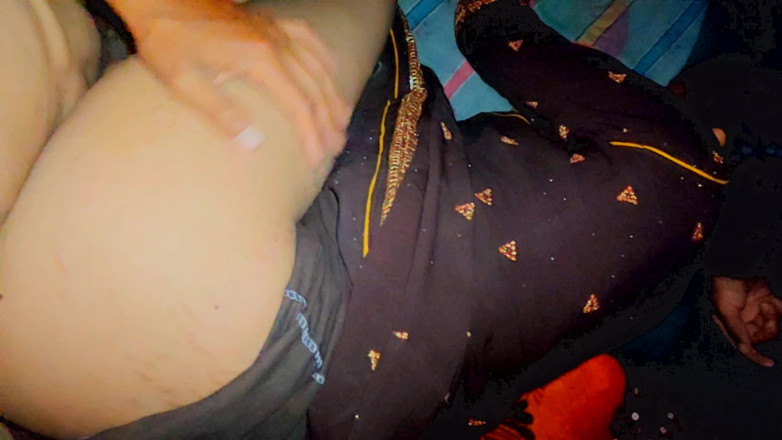 Village sexy couple Video: Quente indiana menina sexo vídeo Xxx vídeo. Vídeo viral do...