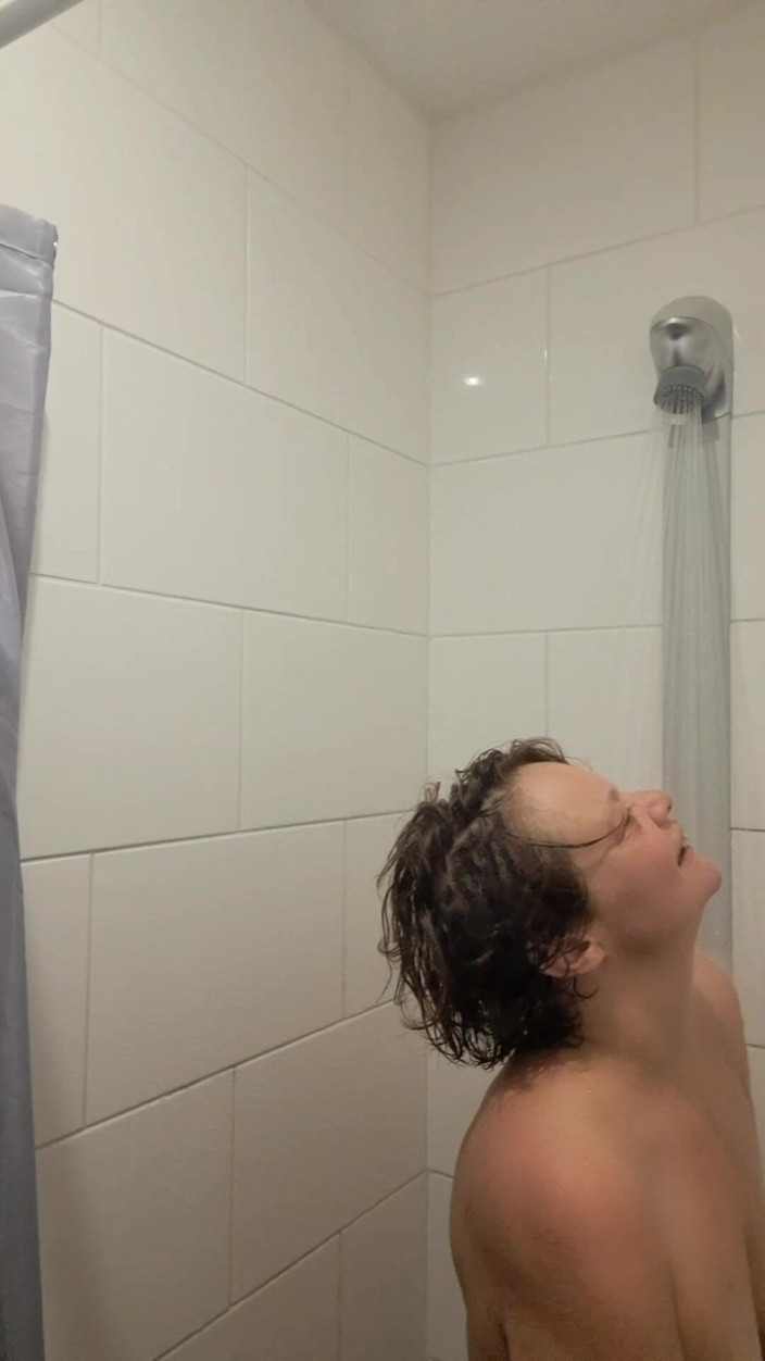 Sofy13: Desafio eu me consolo no trabalho e me acarindo com...
