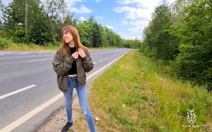 Anne Eden: Baise sur l’autoroute avec promenade de sperme