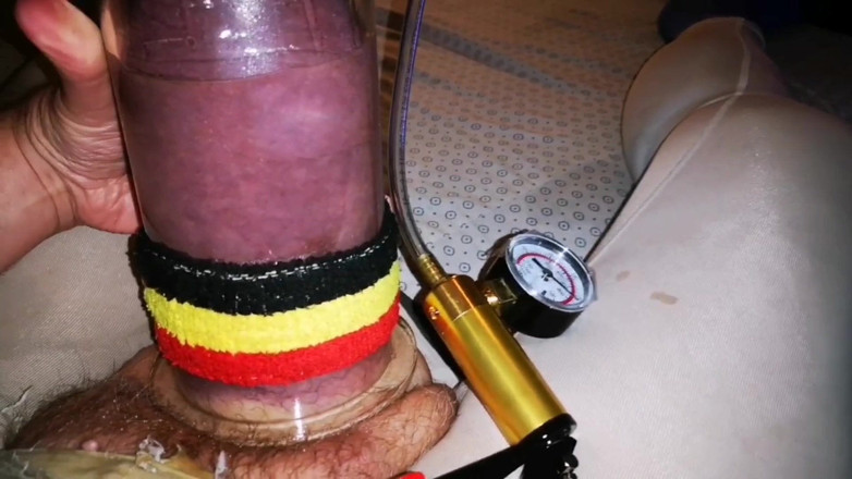 Monster_Meat_: Bądź ogromny w Belgii, ekstremalne pompowanie
