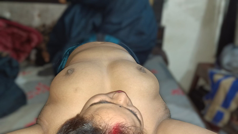 Pinkyrani2333: Pinky bhabhi nuda con suo marito