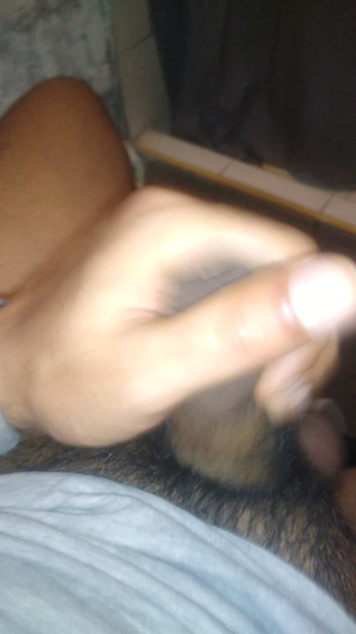 AlexAlejandro13: Komm ins Badezimmer
