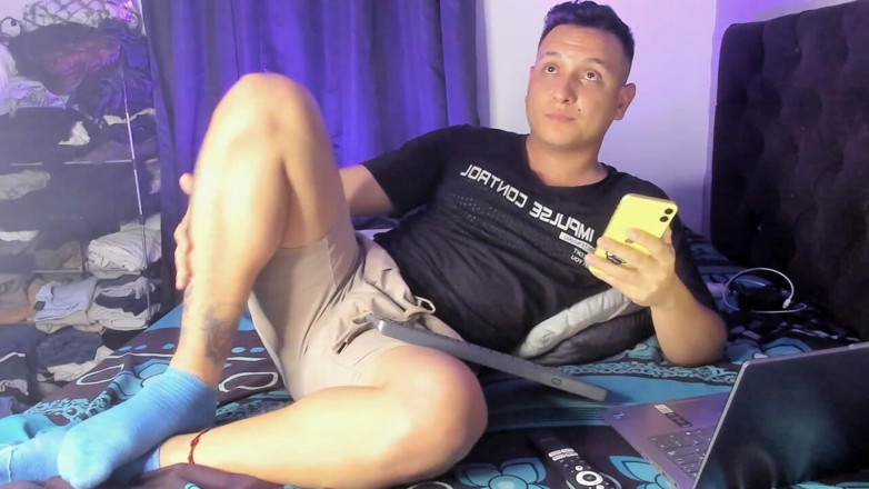Tomas Styl: Online dengan Tomas Styl - permainan erotis dan bersenang-senang dengan pengikut...