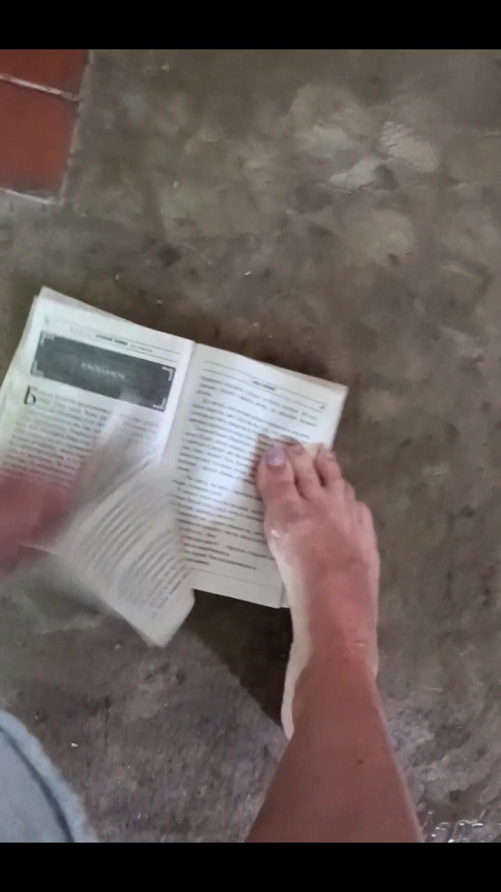 FrauleinP: Отчаялся, читая книгу.
