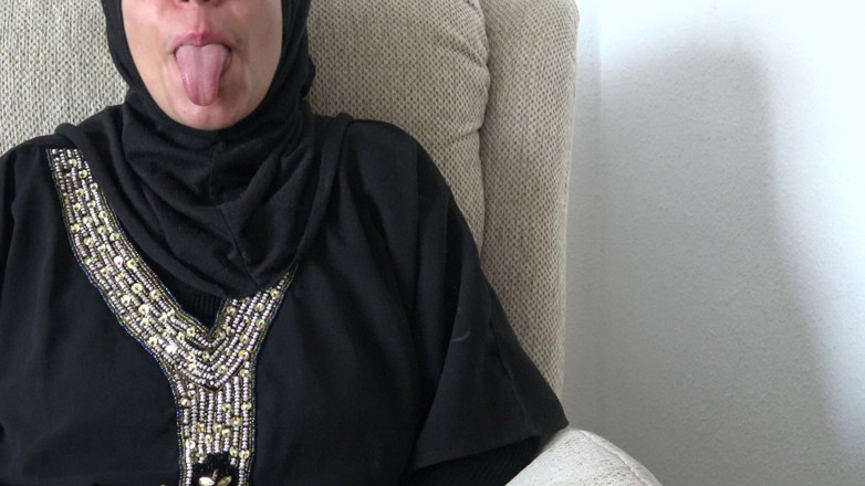 Souzan Halabi: 아랍 더러운 이야기 계모와 배다른 아들 샤르모타 Masry 이집트