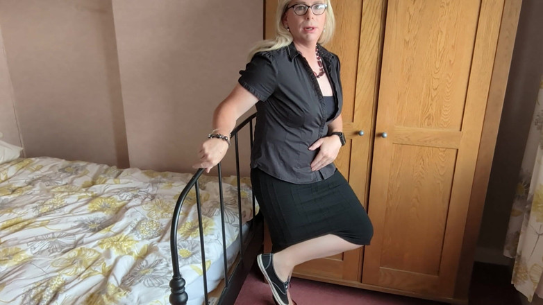 NikkiGee: Trochę czasu w łóżku z Nikki