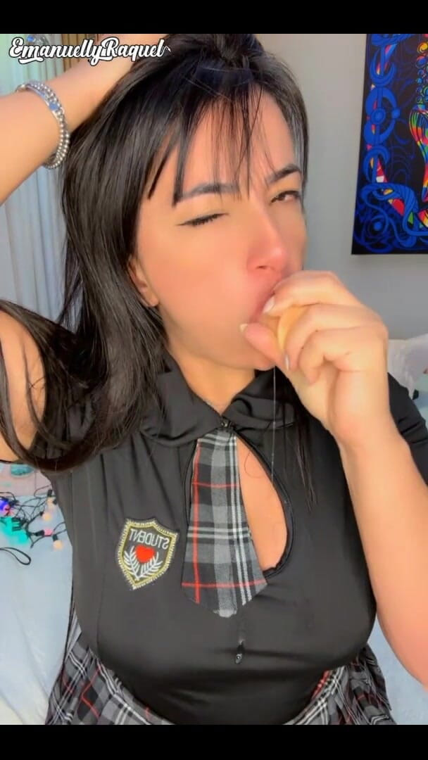 Emanuelly Raquel: Étudiante fétiche du vendredi