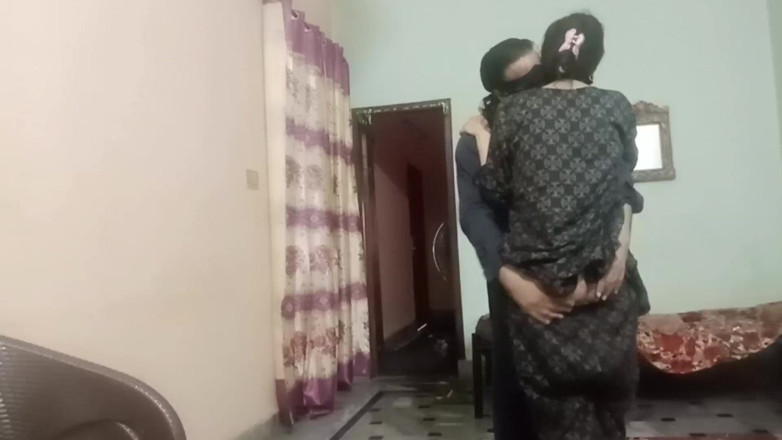 SHAKRATASNEEM: Dasi, danse, romance
