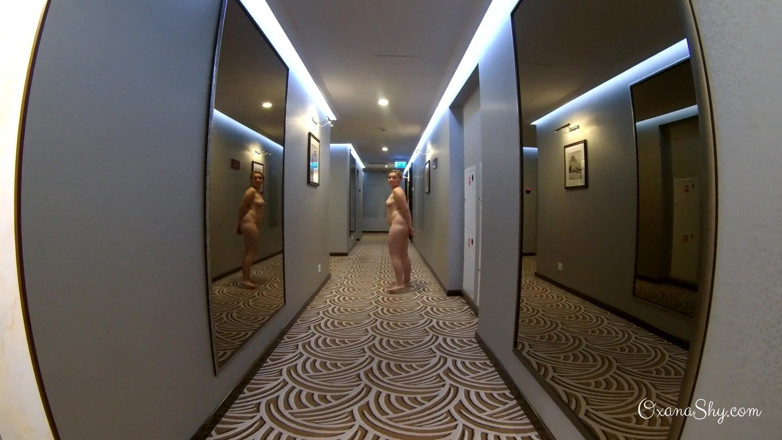 MILF Oxana: Kompilace tří nahých odvah v hotelu