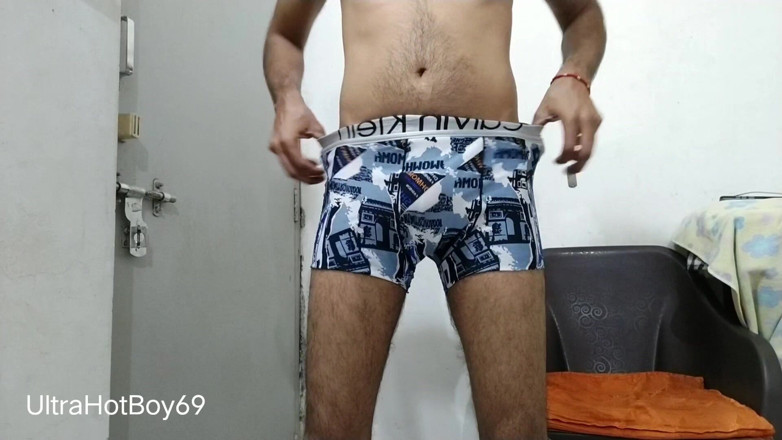 UltraHotBoy69: Banyodan sonra çıplak eğlence