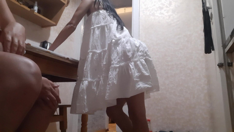 Lesbian-illusion: Ein nachbar kam, um uns zu besuchen und fickte uns...