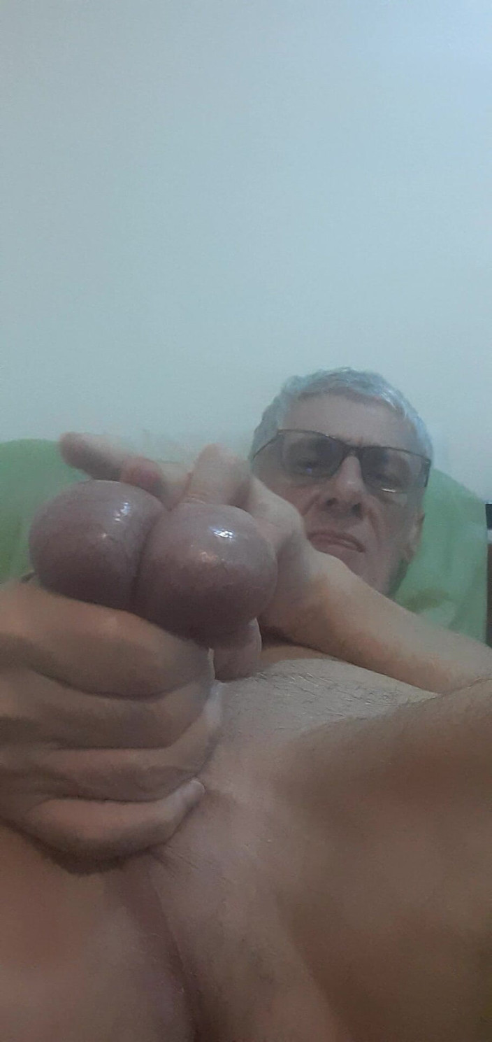 Big uncut hard cock: Масивні величезні великі яйця, повний гарячий камшот