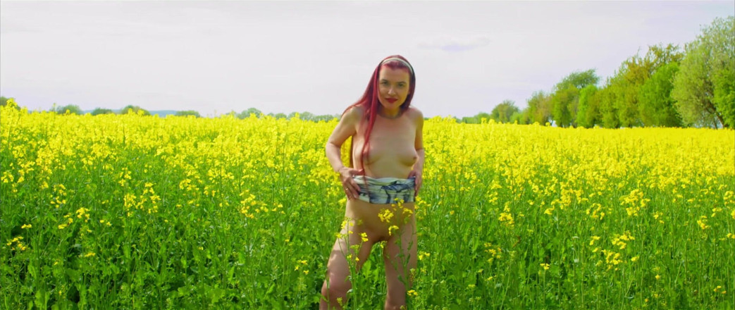 Rebeccaxhot: Kebangkitan Fühling