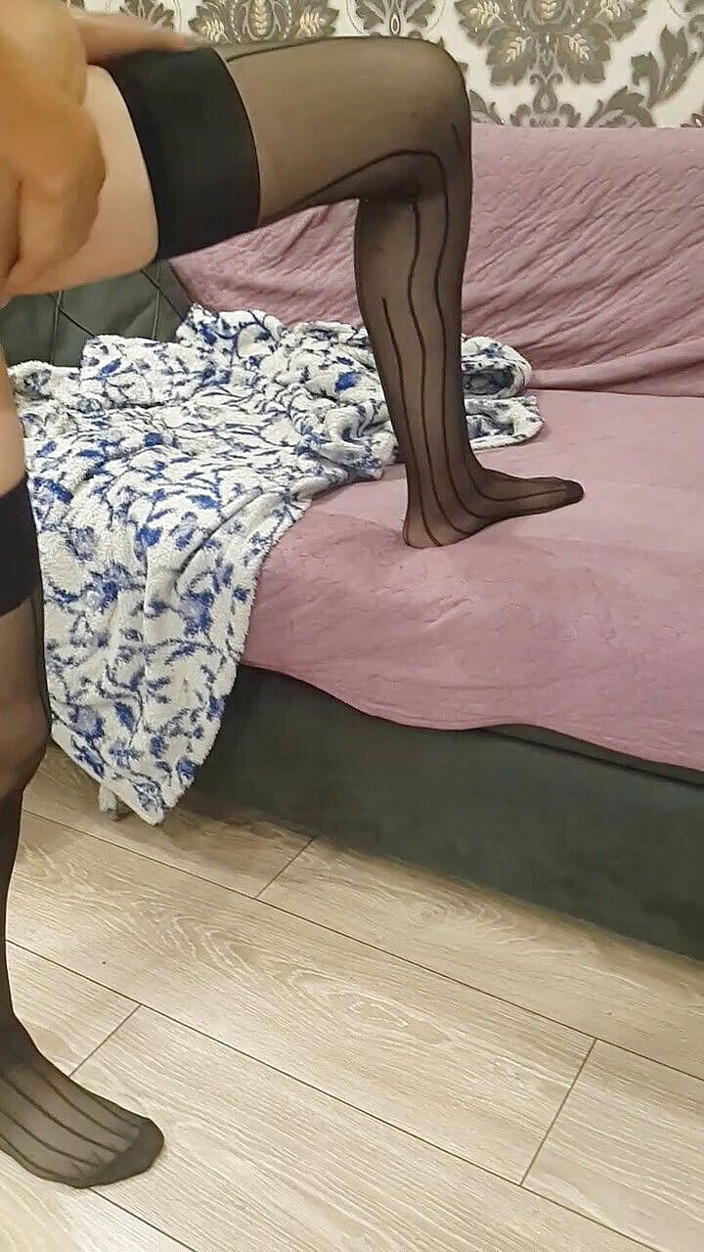 Inessa2021: Arménská MILF masturbace