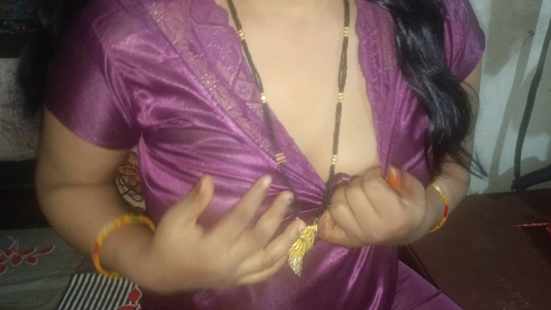 Pinkyrani2333: La notte di pinky bhabhi io nudo con mio cognato