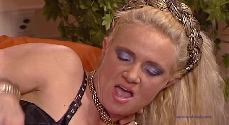 Porno Cloud: Chattes ouvertes