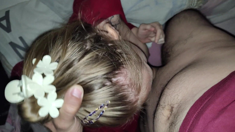 Milk_uwu: मेरे दोस्त की हॉट गर्लफ्रेंड के साथ घर का बना अश्लील वीडियो