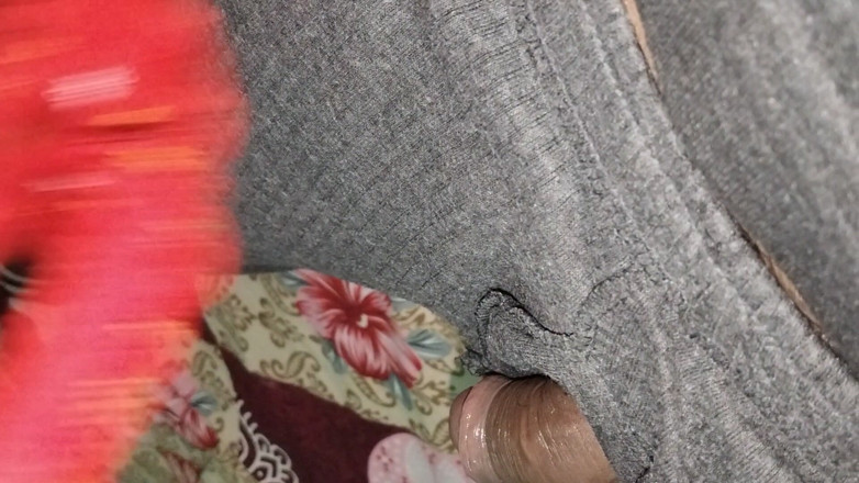 Chandan Singh: Ma belle-sœur a pris mon pénis dans sa chatte avec...