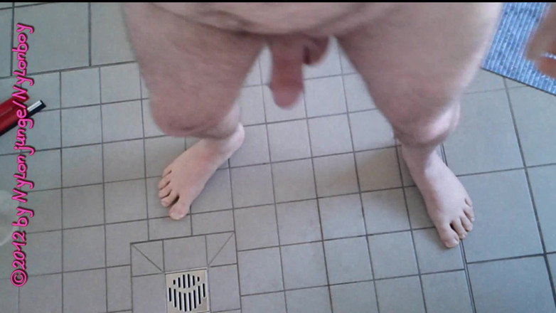 Carmen_Nylonjunge: Kacamatanya penuh dengan kencing