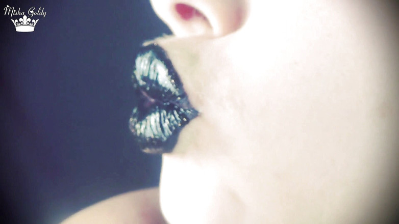 Goddess Misha Goldy: Küsse von schwarzen glänzenden lippen ASMR JOI