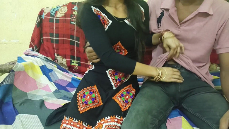 Your kavita bhabhi: Özel Hintli yenge amcık sikişiyor