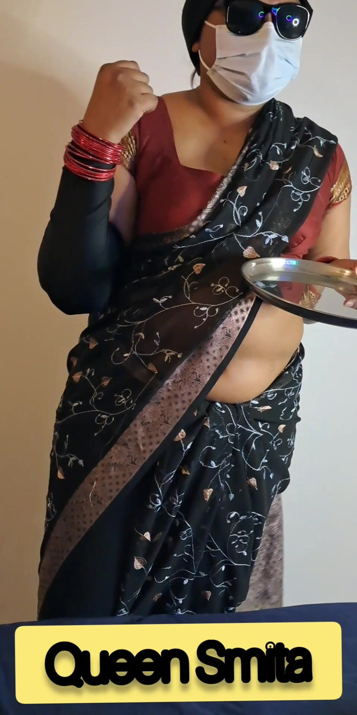 Goddess Silk Smita: Amma Does Not Want to Part From Stepson