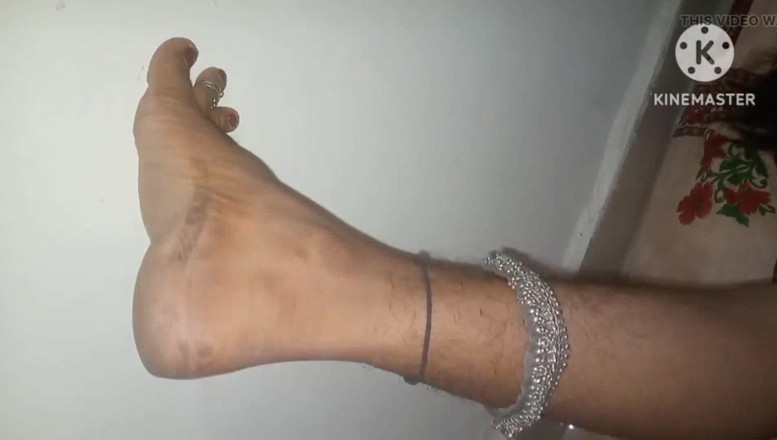 Amrita: Video seks adik tiri awek desi India