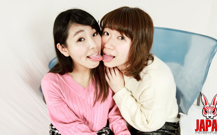 Japan Fetish Fusion: ミキと麻美のファーストキスを見てください