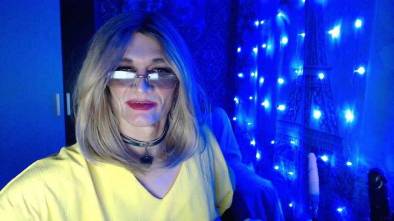violet_bisex: Pertunjukan Dalam Talian Menembak Malam