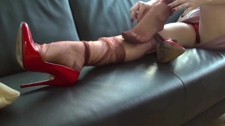 Nylonslut: Striptýz, škádlení a masturbace pro mého šéfa