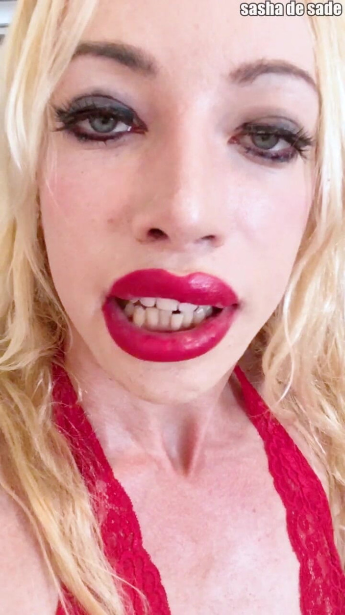 Sasha de Sade: C’est comme ça que des filles trans excitées s’assoient dans le...