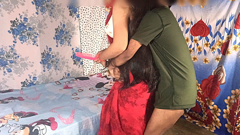 Namita: Desi indiana casalinga bhabhi indossa abito sexy e scopata duro...