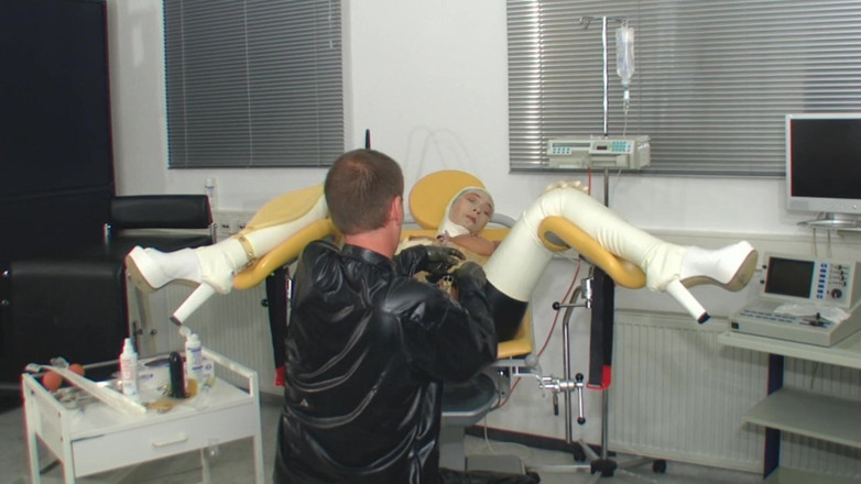 Rubber & Clinic Studio - 1ATOYS: 카테터와 라텍스의 위사운드