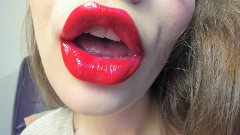 Rarible Diamond: Con molto rossetto rosso
