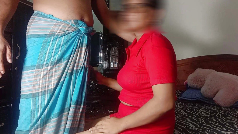BanglaSexy24: Futând-o pe iubita mea sexy în casa celui mai bun prieten...