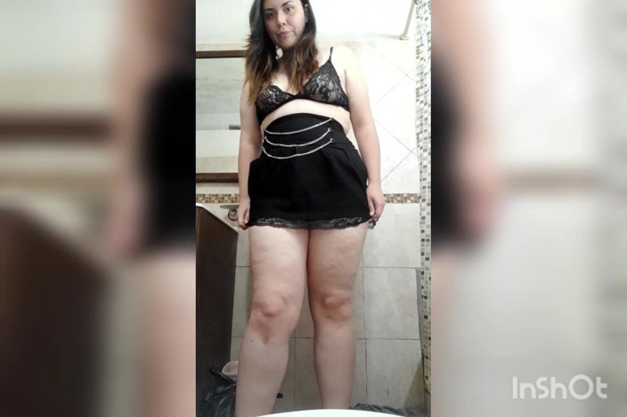 Chubby Sex Symbol: BBW Girl Makes You Smell Her Asshole