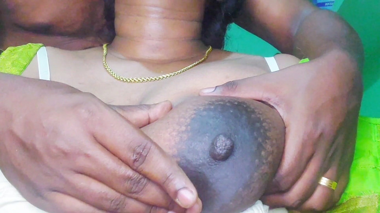 Desi Mohini: Ich will deine riesigen möpse bhabhi xXX neues video