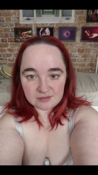 Hey Dear, I’m Eve, and I’m About to Be the Hottest Obsession You’ve Ever Found