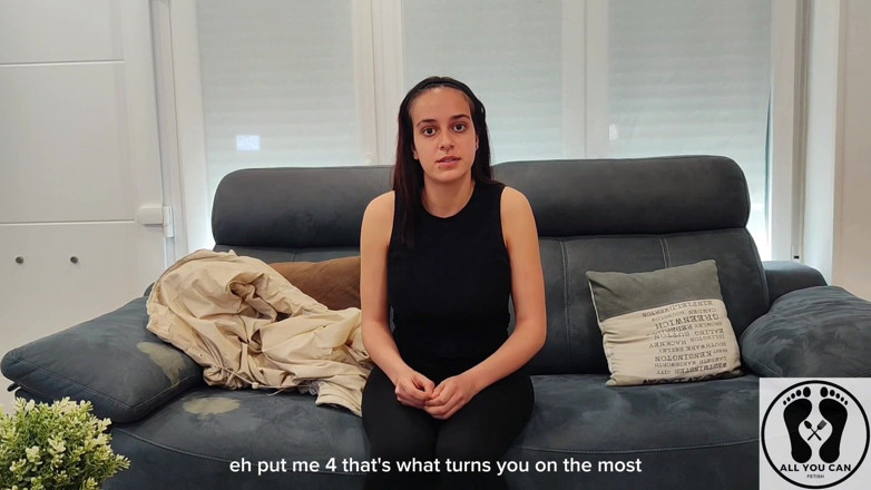 All You Can Fetish: Leyla Kixx nuova modella amatoriale 18anni intervista sesso casting