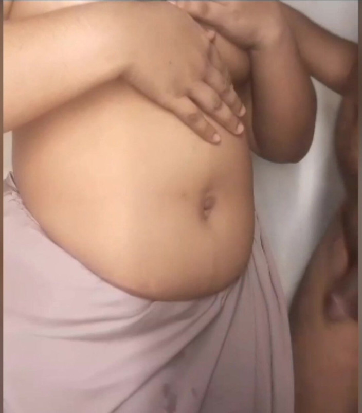Jesmin18: Bangladeszu Seksowna Bhabi zerżnięta z chłopakiem